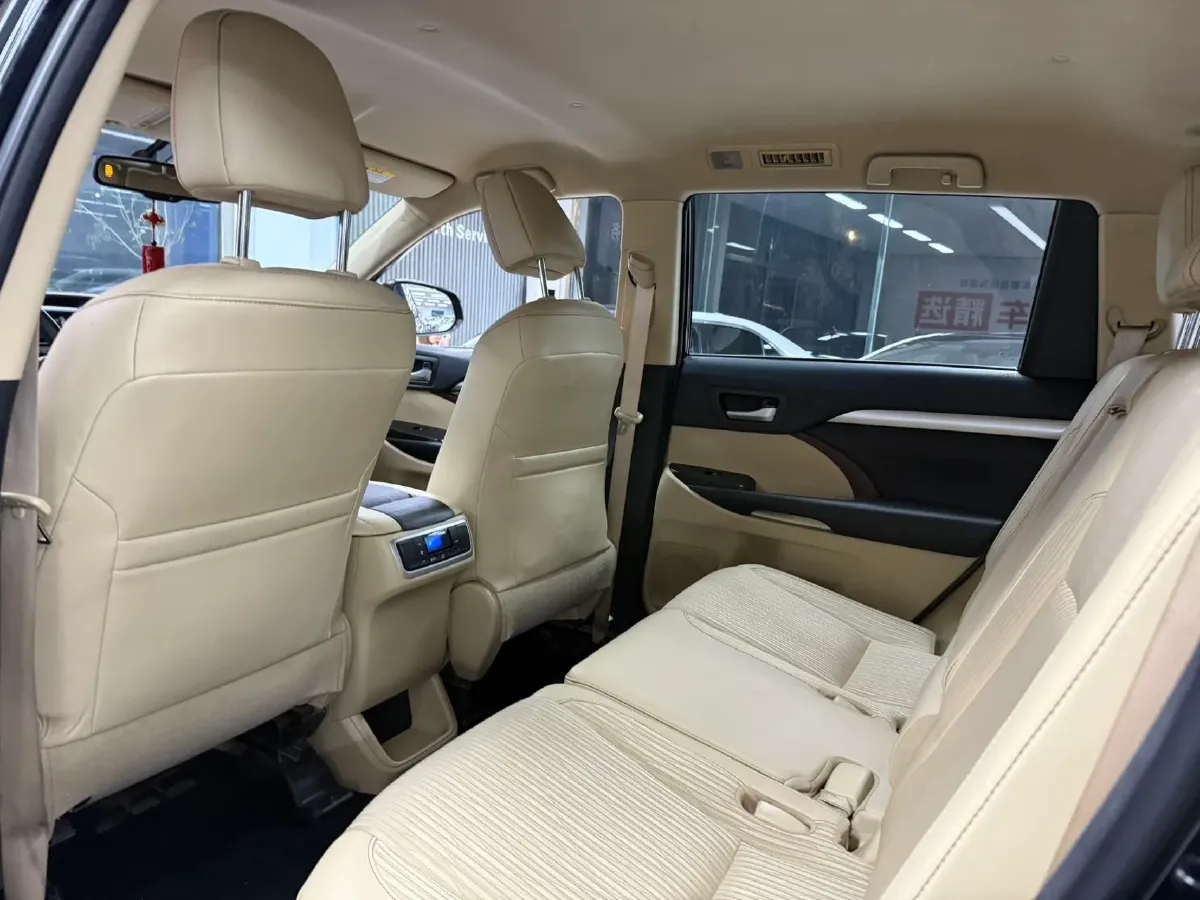 2018 Toyota Highlander 2.0T 220HP L4 6AT,autocango,china used car exporter,china ev exporter,chinese used car exporter,chinese used ev exporter