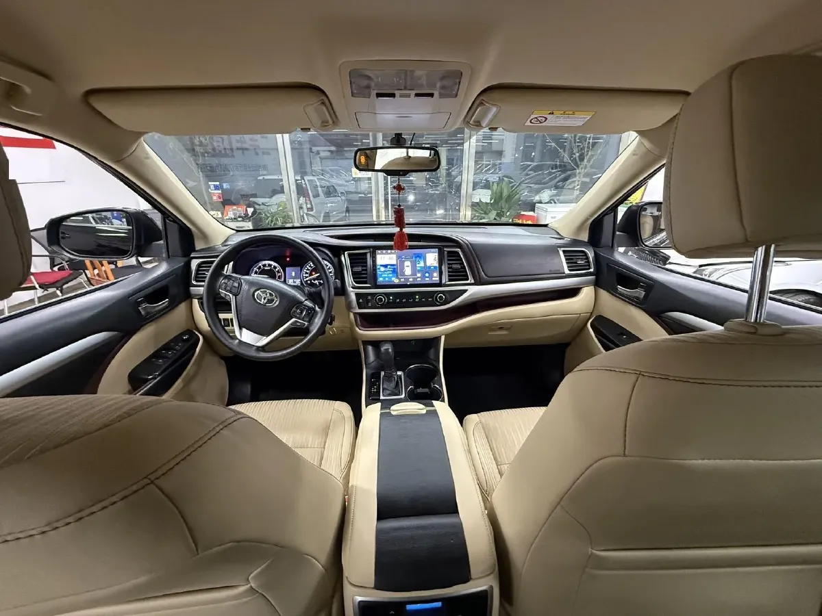 2018 Toyota Highlander 2.0T 220HP L4 6AT,autocango,china used car exporter,china ev exporter,chinese used car exporter,chinese used ev exporter