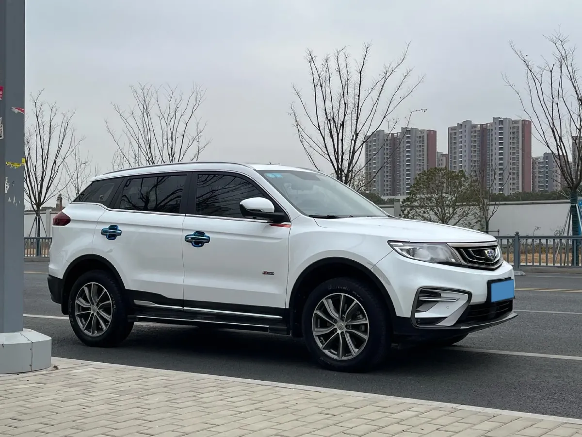 2020 Roewe i6 1.5T 169HP L4 7DCT,autocango,china used car exporter,china ev exporter,chinese used car exporter,chinese used ev exporter