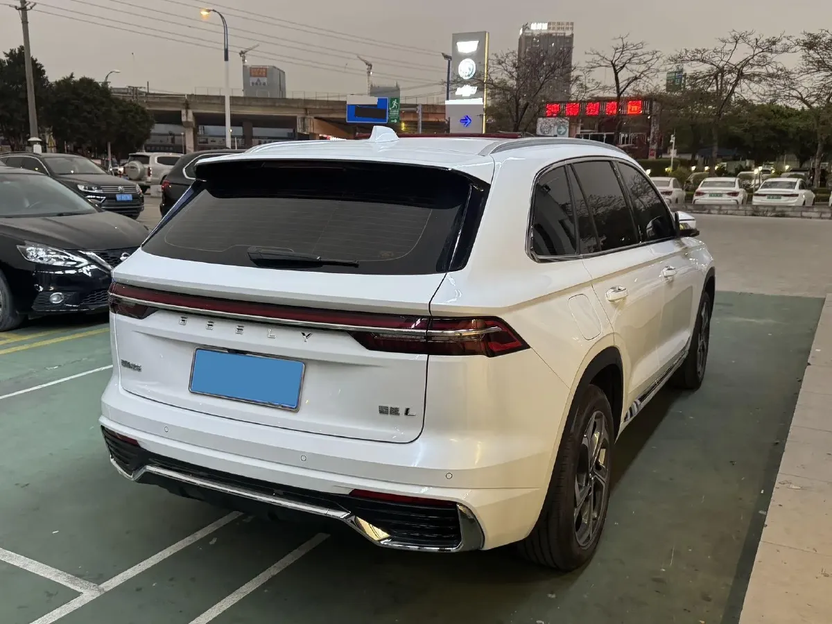 2024 Geely Monjaro 2.0T 238HP L4 8AT,autocango,china used car exporter,china ev exporter,chinese used car exporter,chinese used ev exporter