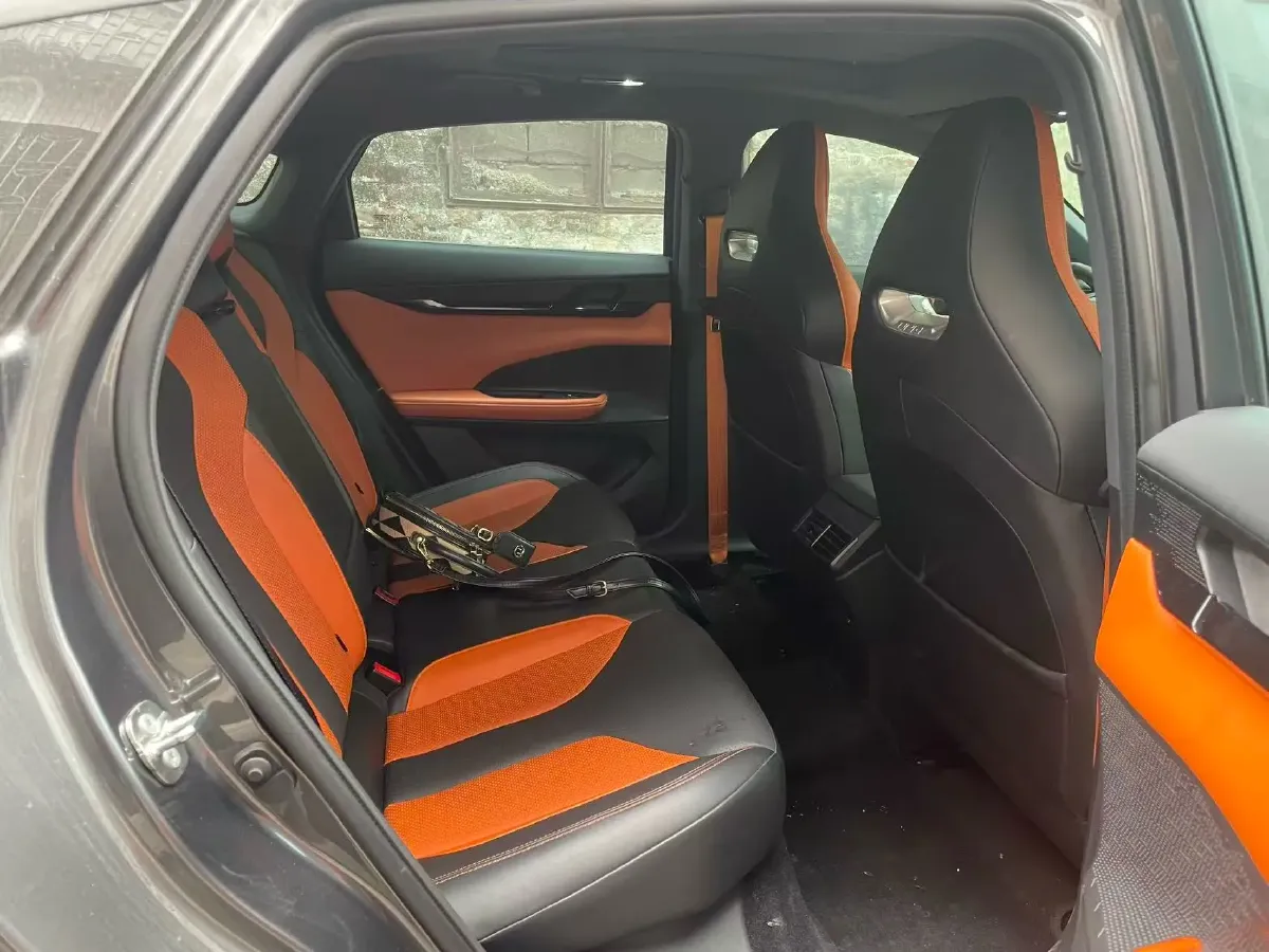 2023 ChangAn UNI-V 1.5T 188HP L4 7DCT,autocango,china used car exporter,china ev exporter,chinese used car exporter,chinese used ev exporter