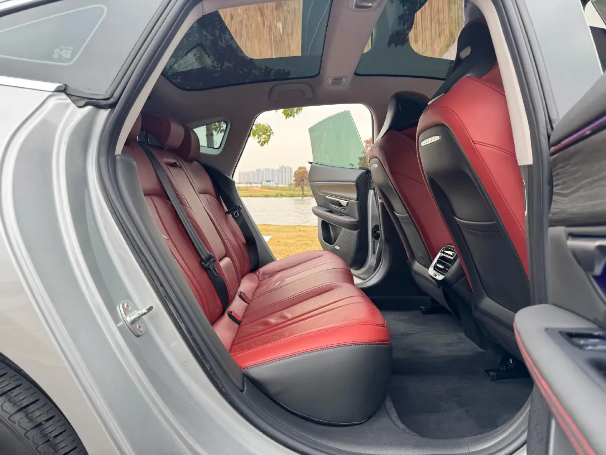 2022 Volkswagen Tiguan X 2.0T 220HP L4 7DCT,autocango,china used car exporter,china ev exporter,chinese used car exporter,chinese used ev exporter