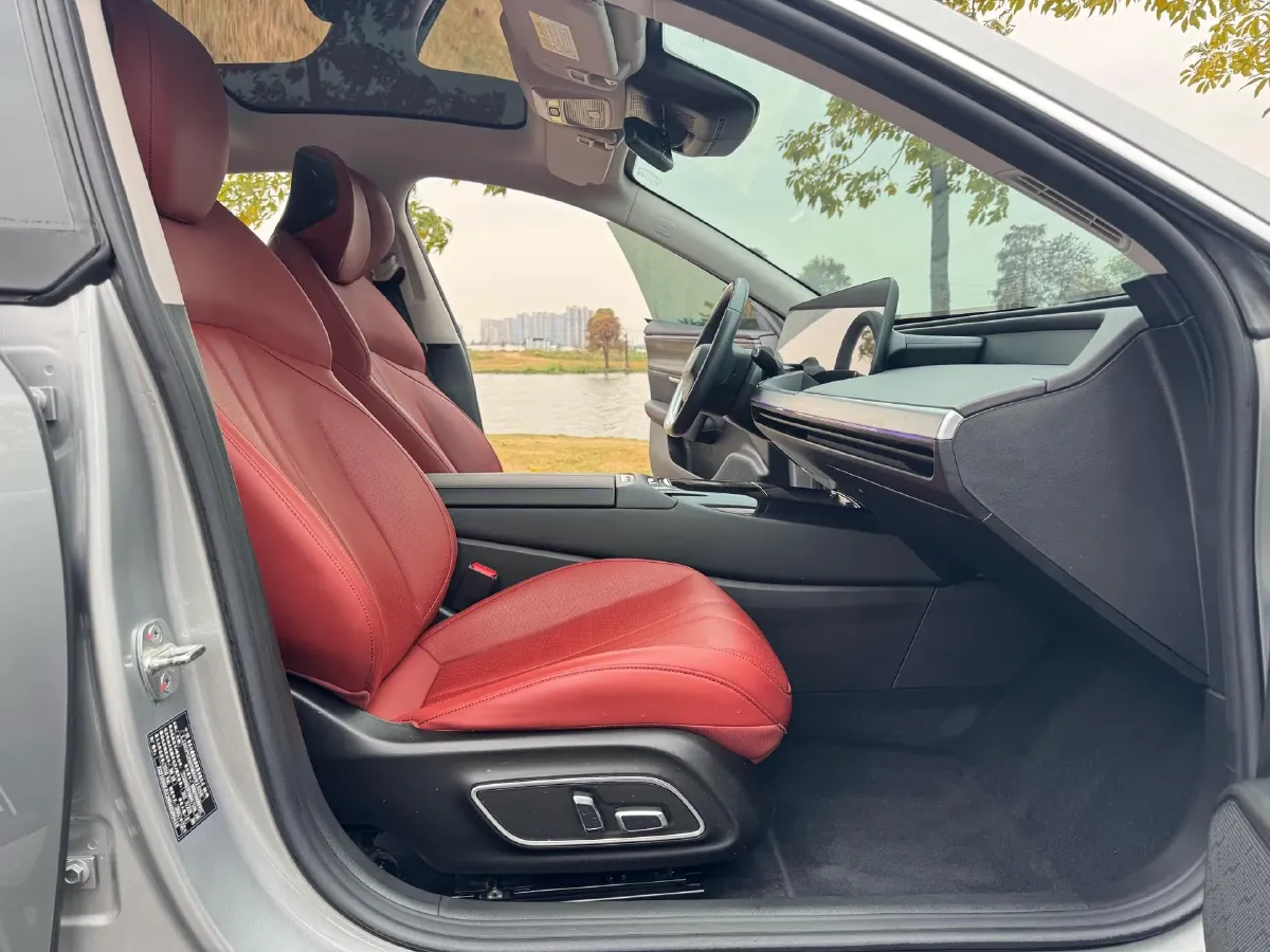 2022 Volkswagen Tiguan X 2.0T 220HP L4 7DCT,autocango,china used car exporter,china ev exporter,chinese used car exporter,chinese used ev exporter