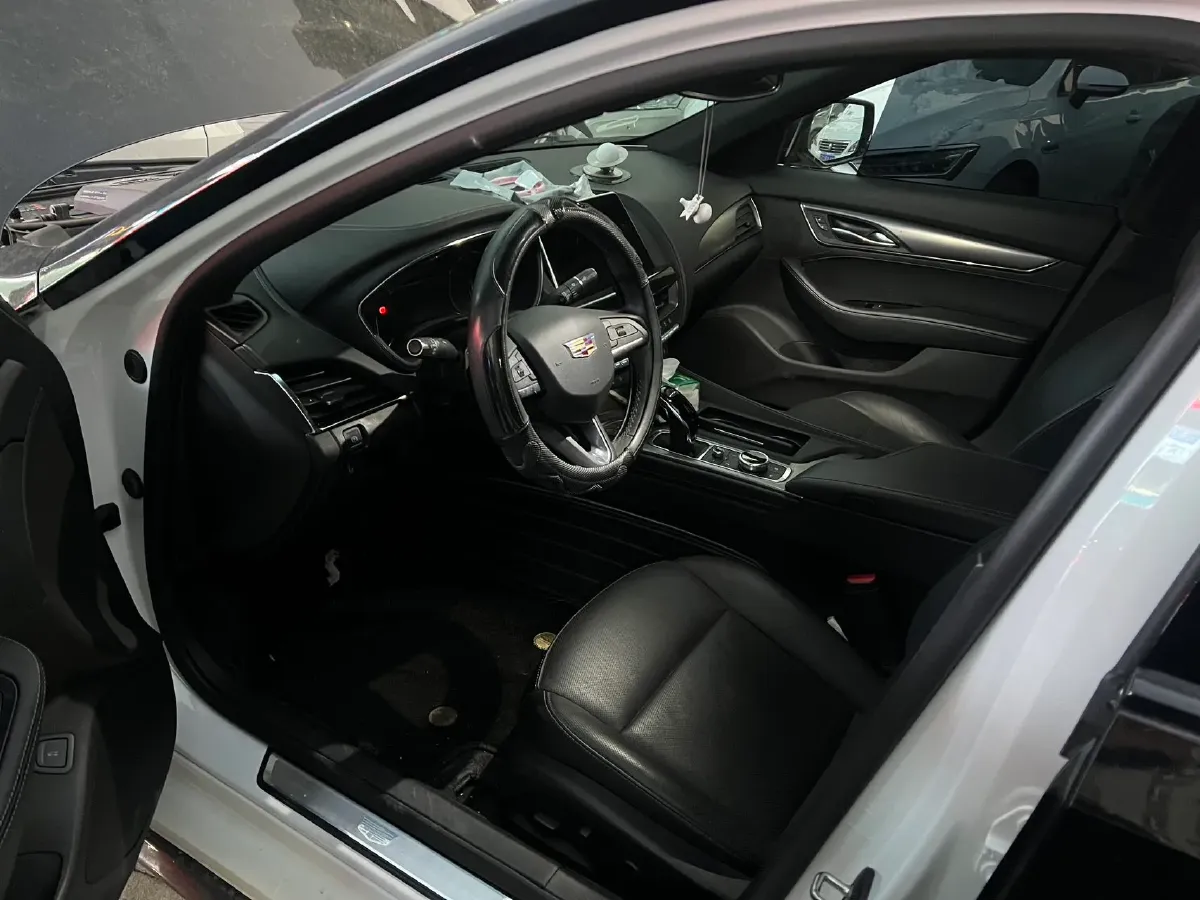 2022 Cadillac CT5 2.0T 237HP L4 10AT,autocango,china used car exporter,china ev exporter,chinese used car exporter,chinese used ev exporter