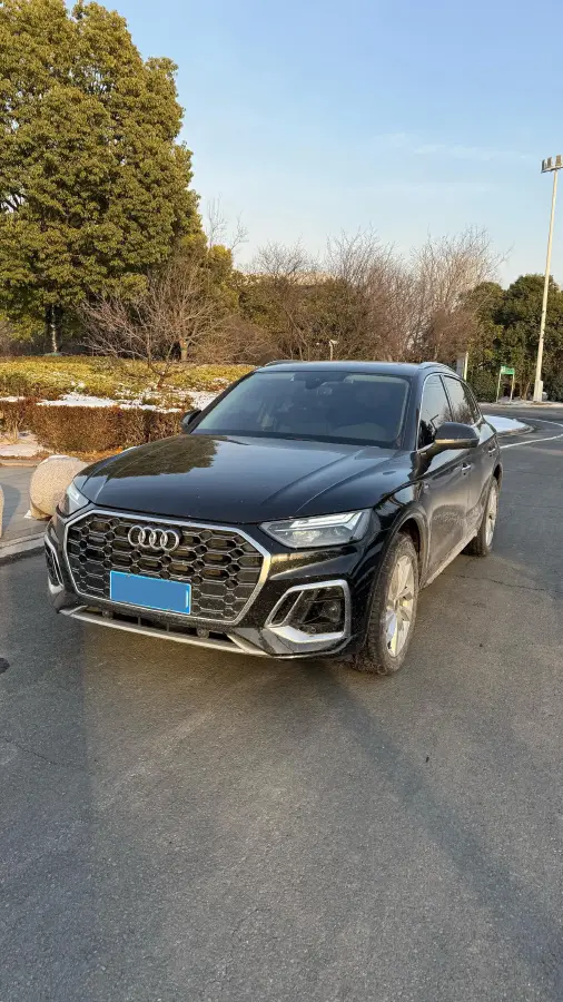 2022 Audi Q5L 2.0T 190HP L4 7DCT