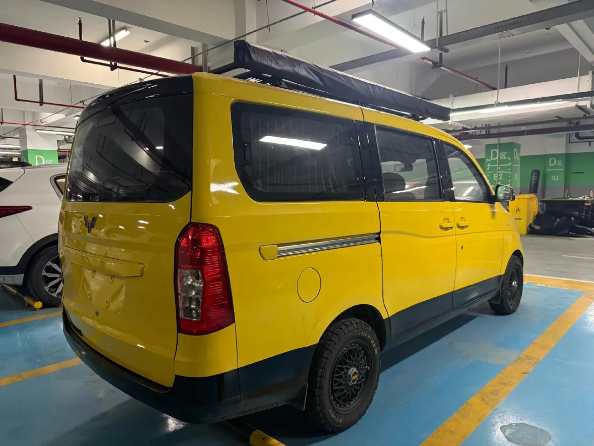 2016 WuLing RongGuang V 1.5L 112HP L4 5MT,autocango,china used car exporter,china ev exporter,chinese used car exporter,chinese used ev exporter