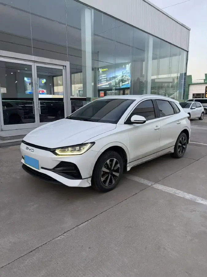 2023 BYD e2 BEV 43.2KWH