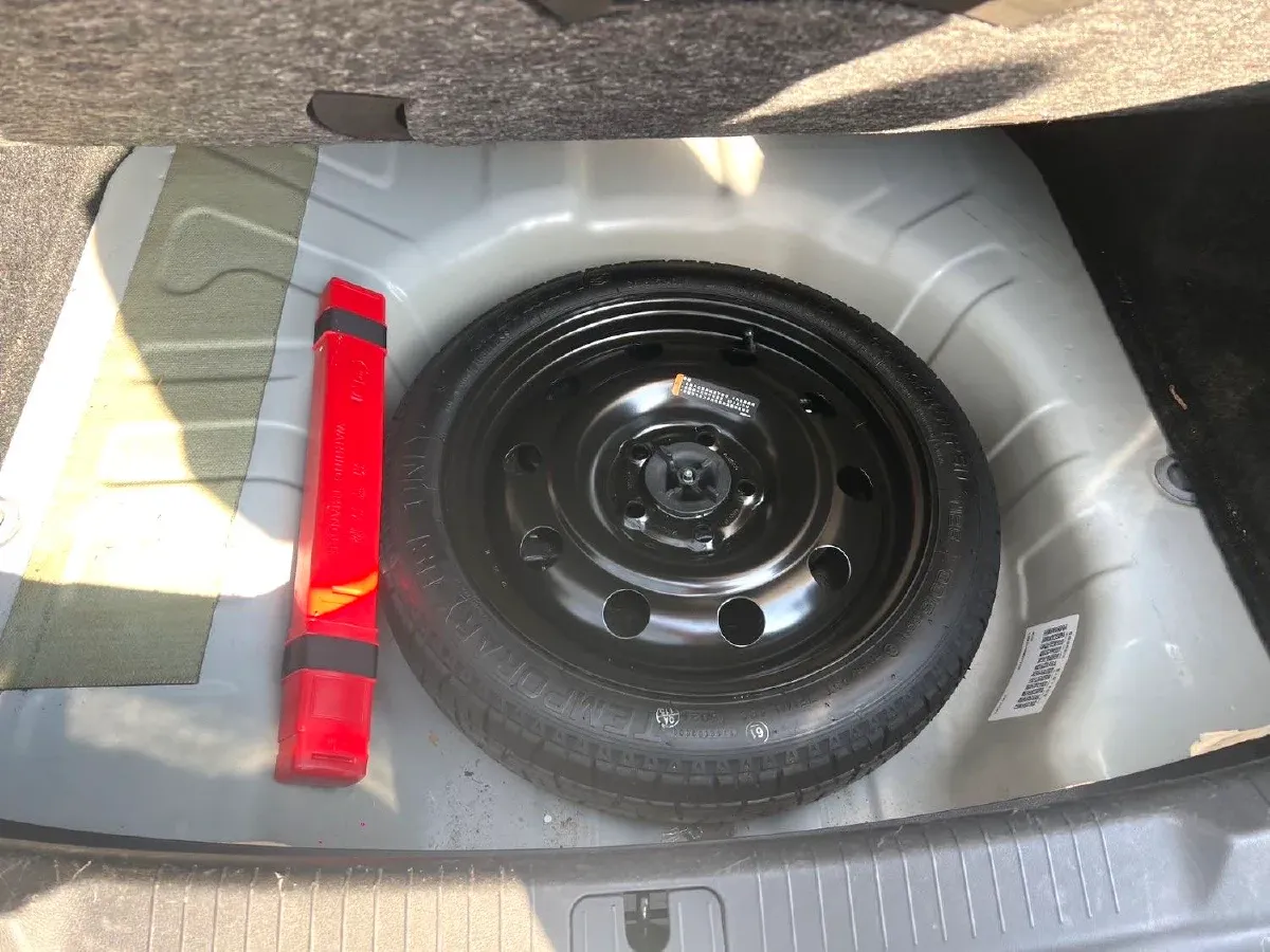 2021 Buick Excelle 1.5L 113HP L4 6AT,autocango,china used car exporter,china ev exporter,chinese used car exporter,chinese used ev exporter