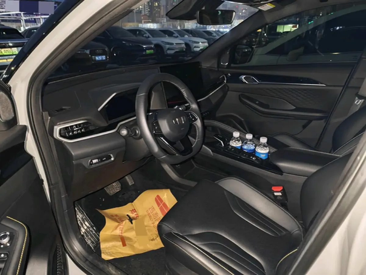 2025 Geely Coolray 1.5T 181HP L4 7DCT,autocango,china used car exporter,china ev exporter,chinese used car exporter,chinese used ev exporter