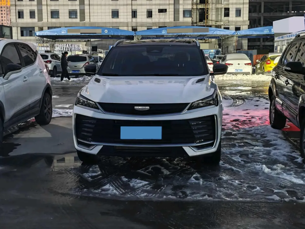 2025 Geely Coolray 1.5T 181HP L4 7DCT,autocango,china used car exporter,china ev exporter,chinese used car exporter,chinese used ev exporter