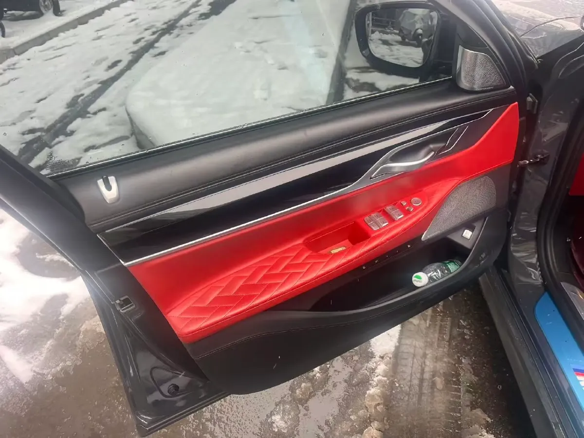 2021 BMW 7 Series 3.0T 340HP L6 8AT,autocango,china used car exporter,china ev exporter,chinese used car exporter,chinese used ev exporter