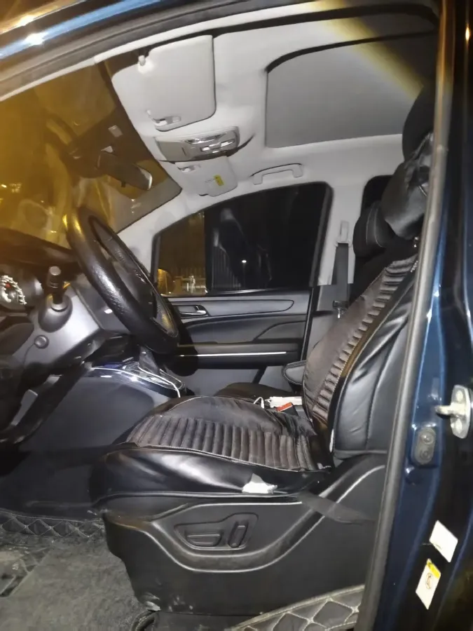 2021 GAC Trumpchi M6 1.5T 169HP L4 7DCT,autocango,china used car exporter,china ev exporter,chinese used car exporter,chinese used ev exporter