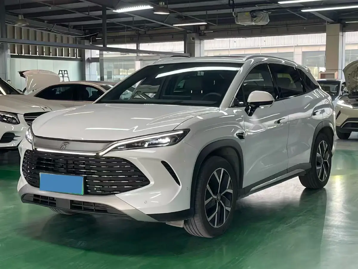 2024 BYD SongL DM-i 1.5L 101HP L4 E-CVT PHEV 26.6KWH