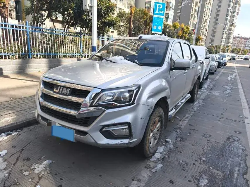 2022 Isuzu RE-MAX Jim 2.8T 120HP L4 5MT