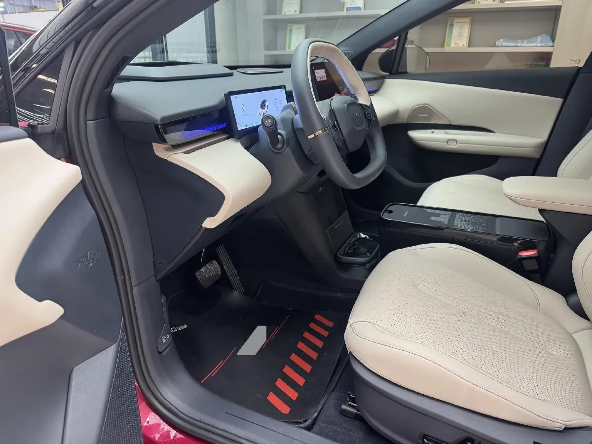 2025 Dongfeng Z9 2.0T 258HP L4 8AT,autocango,china used car exporter,china ev exporter,chinese used car exporter,chinese used ev exporter