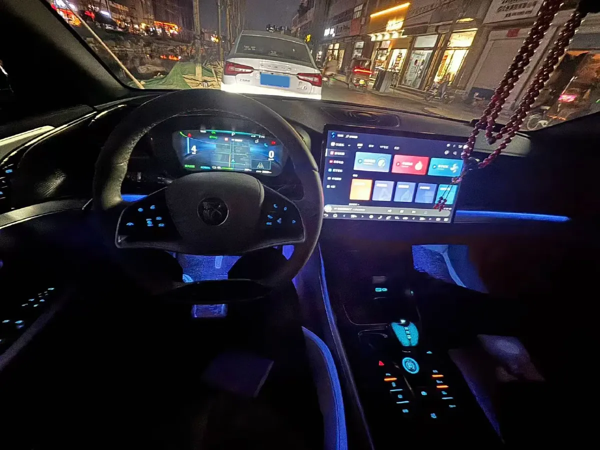 2024 BYD Han BEV 72KWH,autocango,china used car exporter,china ev exporter,chinese used car exporter,chinese used ev exporter