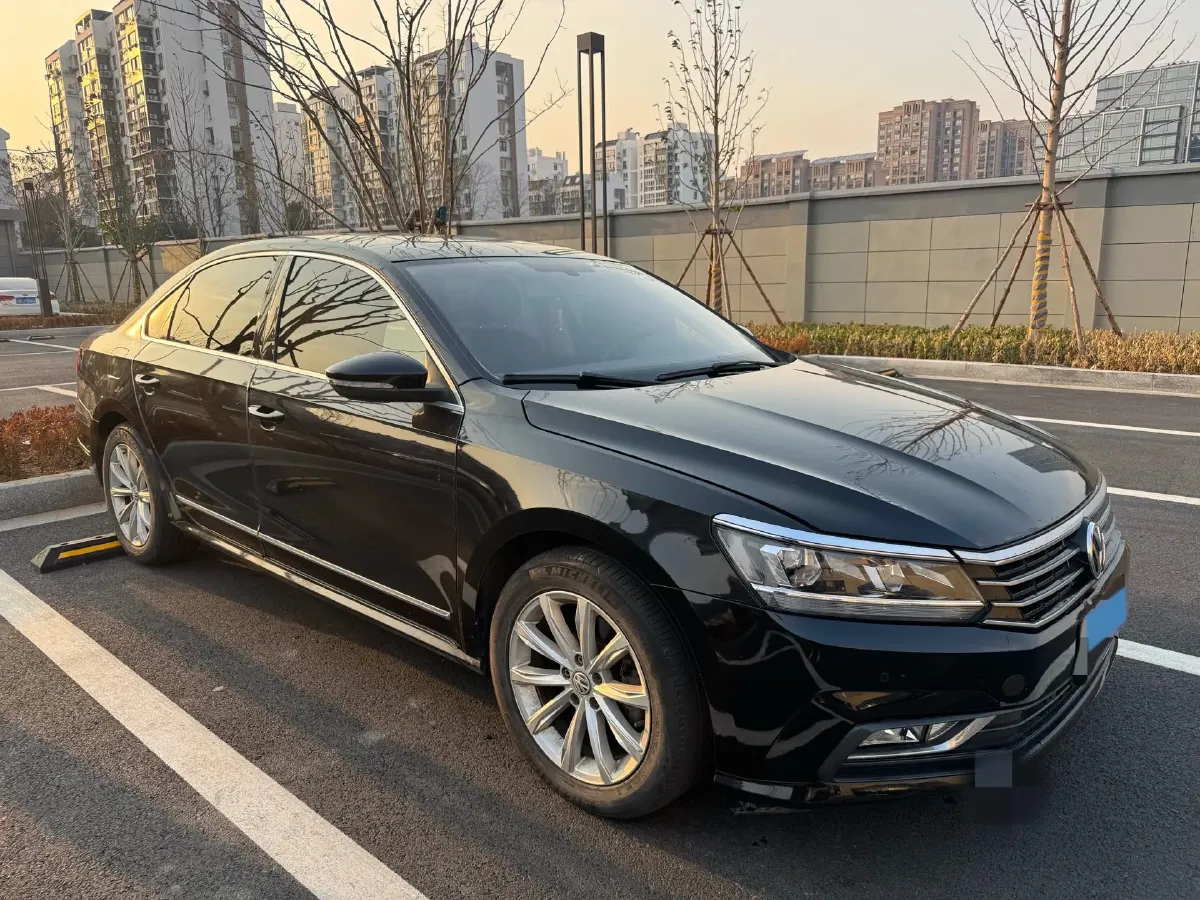 2017 Volkswagen Passat 1.8T 180HP L4 7DCT,autocango,china used car exporter,china ev exporter,chinese used car exporter,chinese used ev exporter