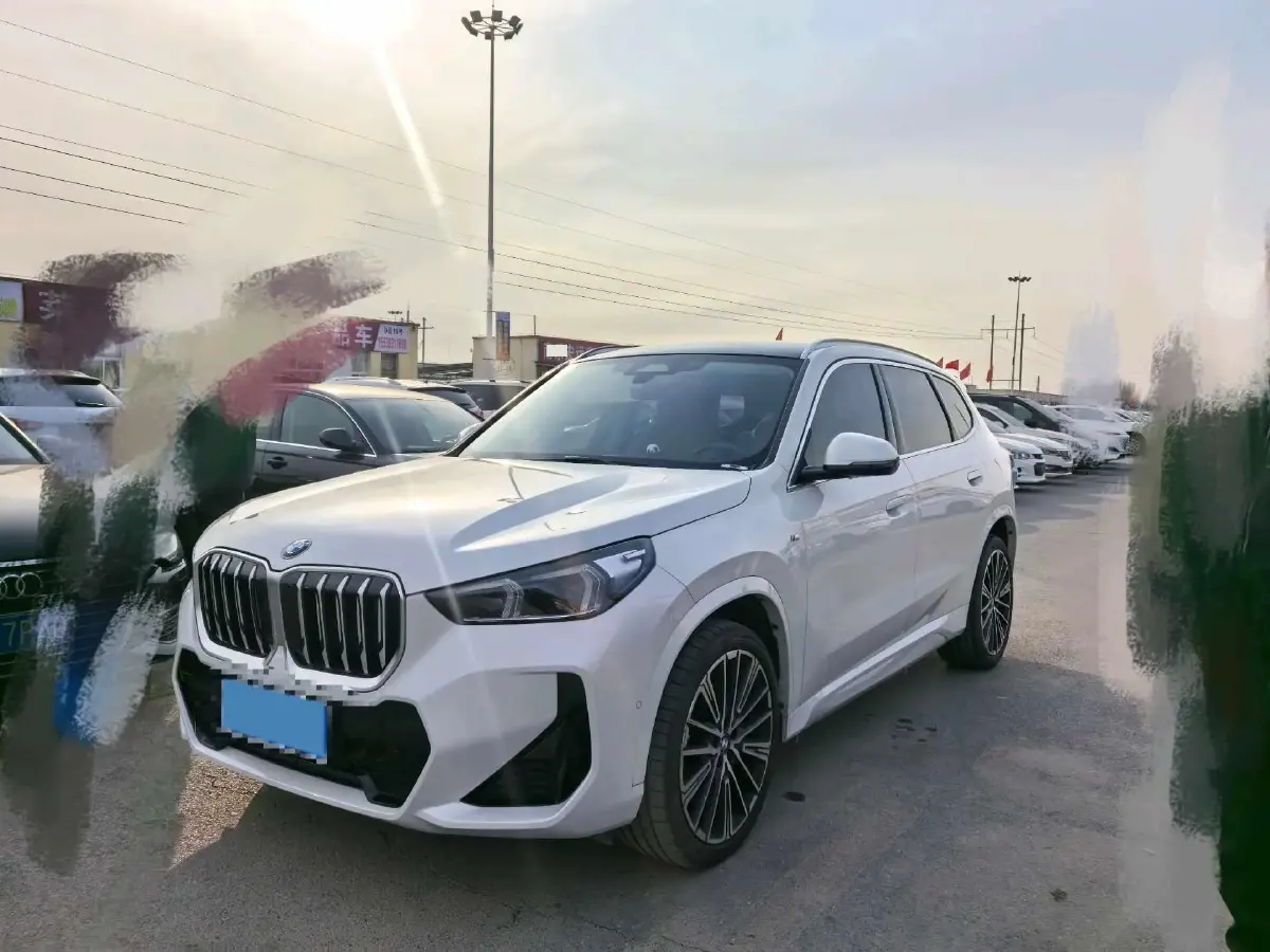 2024 BMW X1 2.0T 204HP L4 7DCT