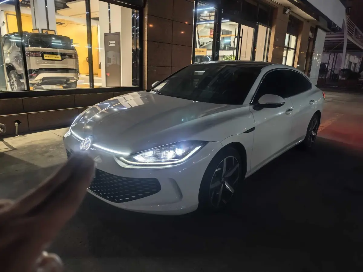 2022 Exceed TXL 2.0T 261HP L4 7DCT