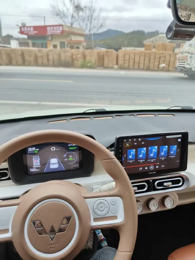 2024 WuLing HongGuang MINI EV BEV 17.3KWH,autocango,china used car exporter,china ev exporter,chinese used car exporter,chinese used ev exporter