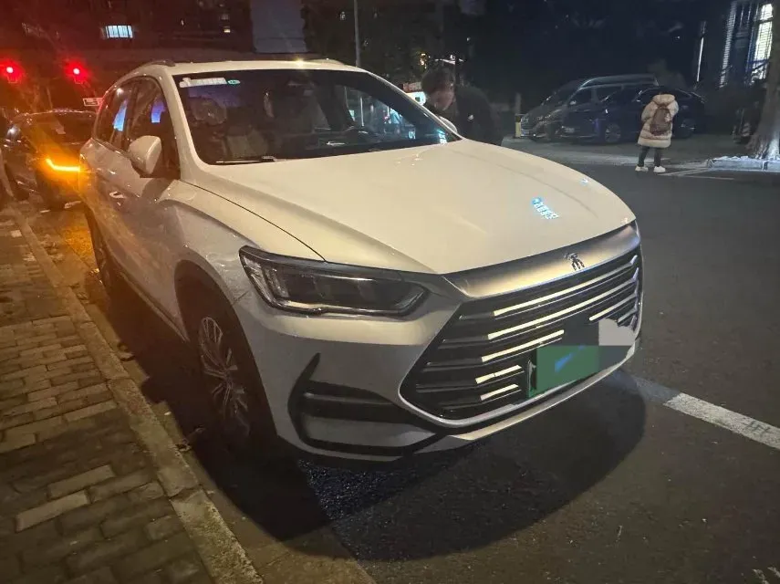 2022 Geely JiaJi 1.5T 177HP L3 7DCT PHEV 15.5KWH,autocango,china used car exporter,china ev exporter,chinese used car exporter,chinese used ev exporter