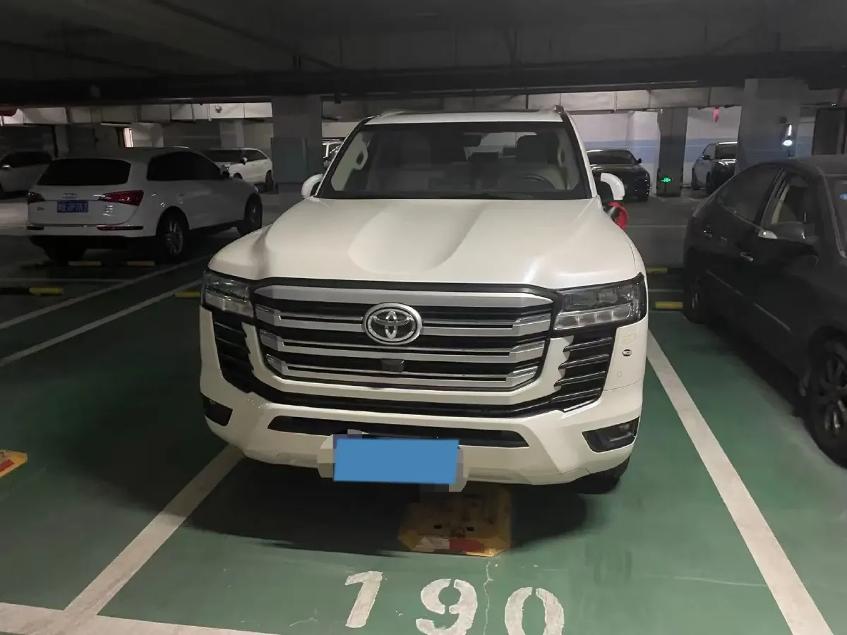 2021 Chevrolet Trax 1.0T 125HP L3 6AT,autocango,china used car exporter,china ev exporter,chinese used car exporter,chinese used ev exporter