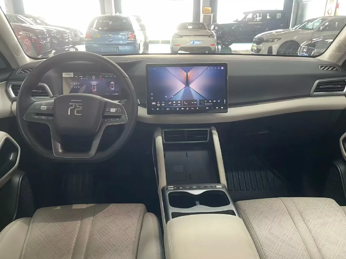 2024 BYD YuanUP BEV 45.12KWH,autocango,china used car exporter,china ev exporter,chinese used car exporter,chinese used ev exporter