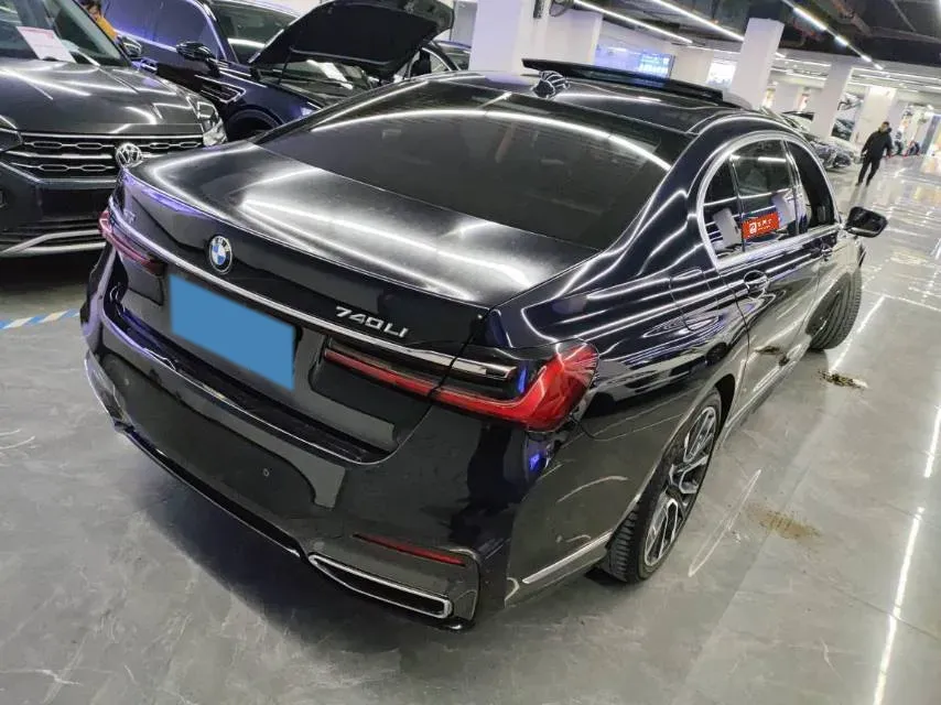 2021 BMW 7 Series 3.0T 340HP L6 8AT,autocango,china used car exporter,china ev exporter,chinese used car exporter,chinese used ev exporter