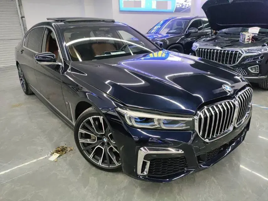 2021 BMW 7 Series 3.0T 340HP L6 8AT,autocango,china used car exporter,china ev exporter,chinese used car exporter,chinese used ev exporter