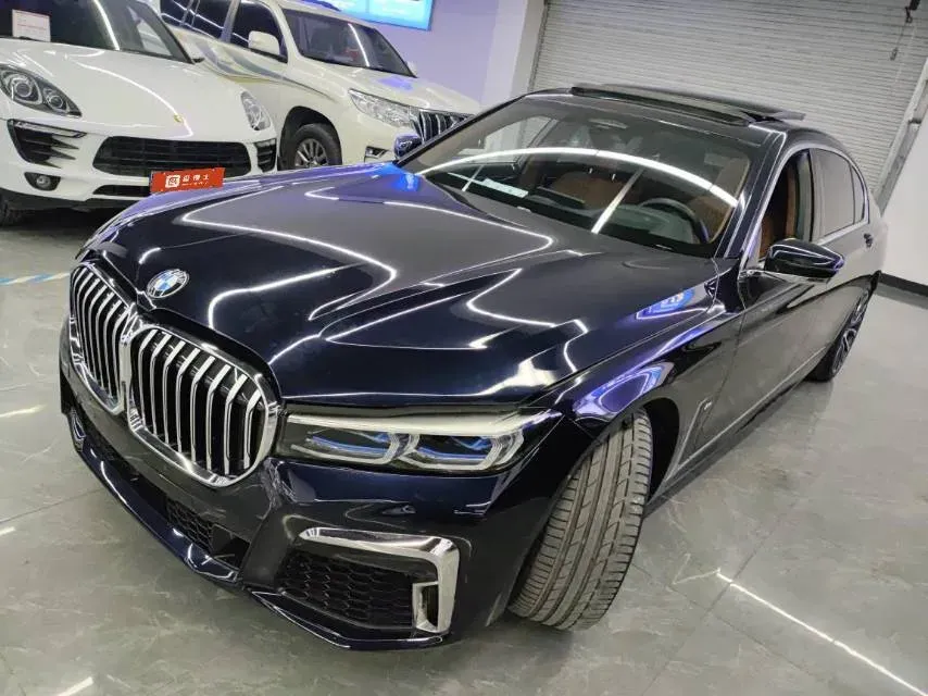 2021 BMW 7 Series 3.0T 340HP L6 8AT,autocango,china used car exporter,china ev exporter,chinese used car exporter,chinese used ev exporter