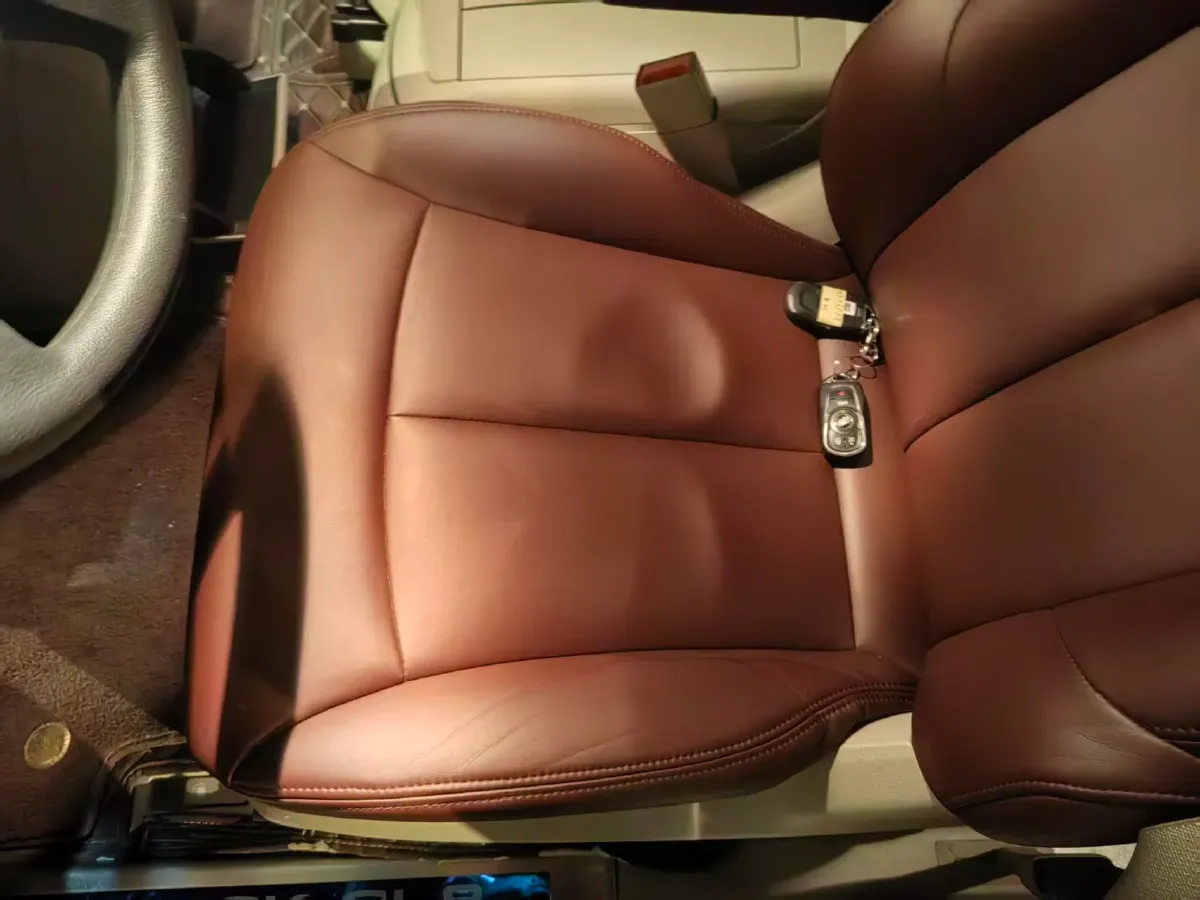 2023 Buick GL8 2.0T 237HP L4 9AT,autocango,china used car exporter,china ev exporter,chinese used car exporter,chinese used ev exporter