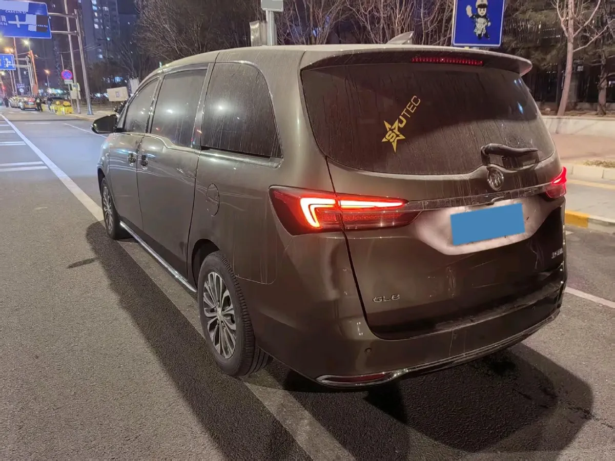 2023 Buick GL8 2.0T 237HP L4 9AT,autocango,china used car exporter,china ev exporter,chinese used car exporter,chinese used ev exporter