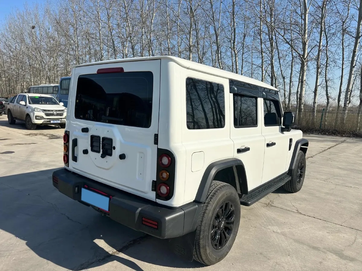 2024 212 212 T01 2.0T 252HP L4 8AT,autocango,china used car exporter,china ev exporter,chinese used car exporter,chinese used ev exporter