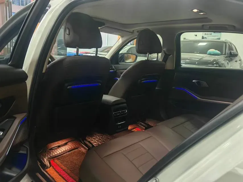 2020 BMW 3 Series 2.0T 184HP L4 8AT,autocango,china used car exporter,china ev exporter,chinese used car exporter,chinese used ev exporter