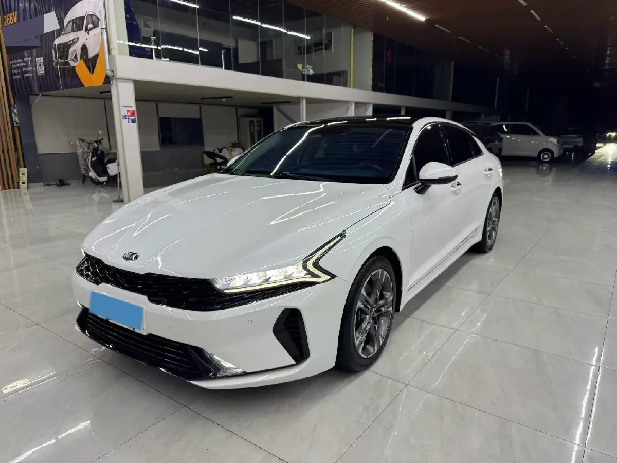 2020 Kia K5 1.5T 170HP L4 7DCT