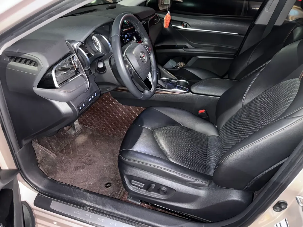 2018 Toyota Camry 2.5L 209HP L4 8AT,autocango,china used car exporter,china ev exporter,chinese used car exporter,chinese used ev exporter