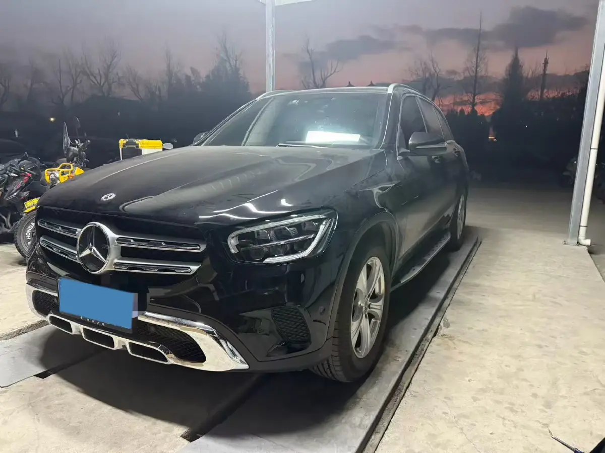 2020 Mercedes-Benz GLC Class 2.0T 197HP L4 9AT