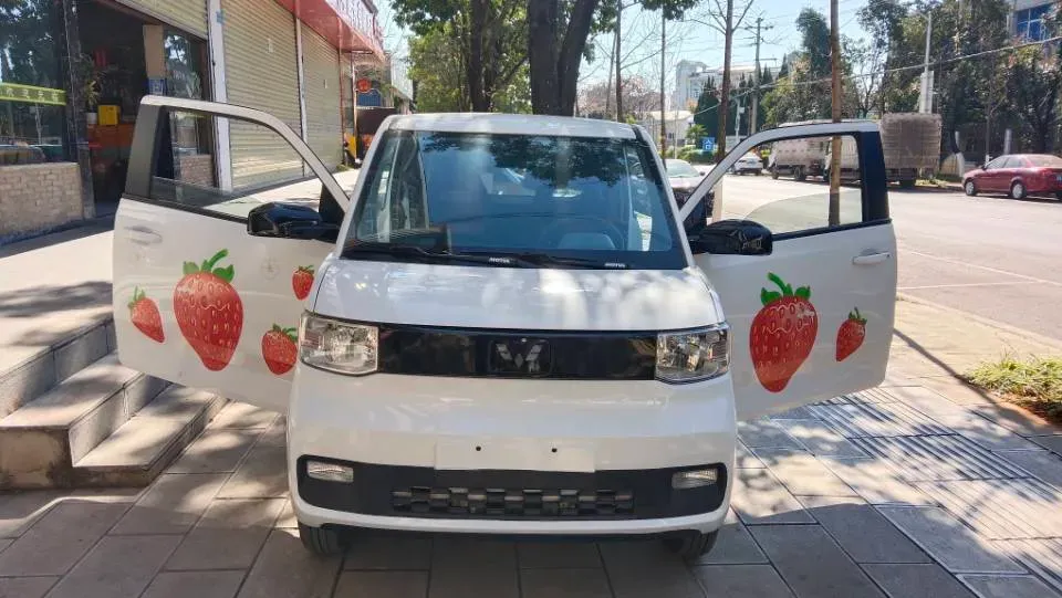 2022 LingBox uni BEV 11.52KWH,autocango,china used car exporter,china ev exporter,chinese used car exporter,chinese used ev exporter