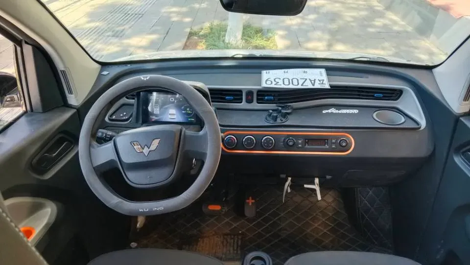 2022 LingBox uni BEV 11.52KWH,autocango,china used car exporter,china ev exporter,chinese used car exporter,chinese used ev exporter