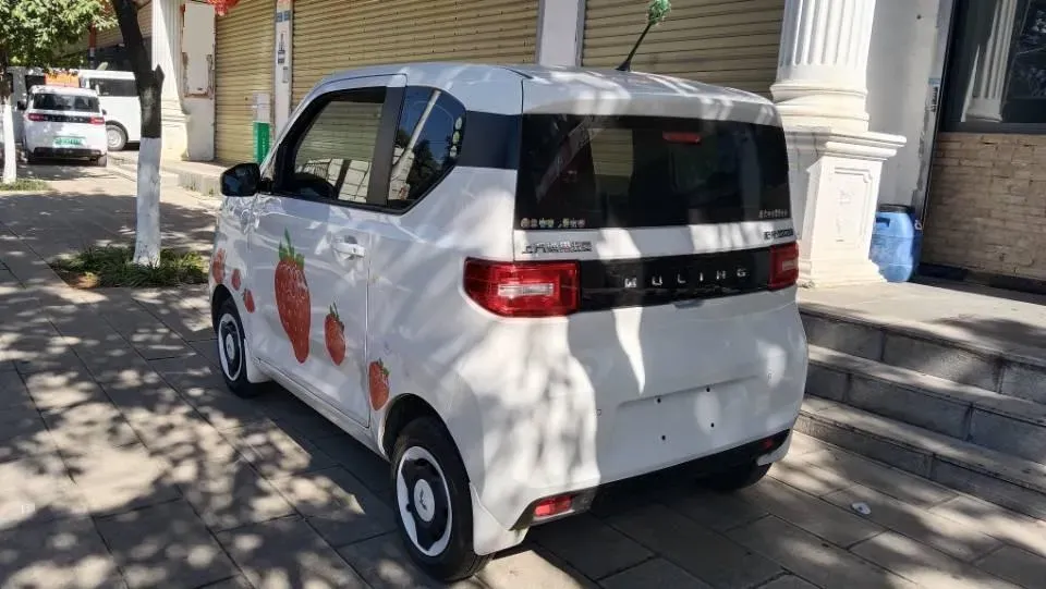2022 LingBox uni BEV 11.52KWH,autocango,china used car exporter,china ev exporter,chinese used car exporter,chinese used ev exporter