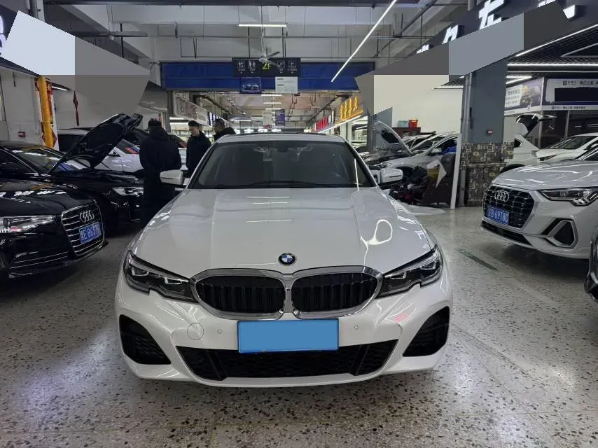 2021 BMW 3 Series 2.0T 156HP L4 8AT,autocango,china used car exporter,china ev exporter,chinese used car exporter,chinese used ev exporter