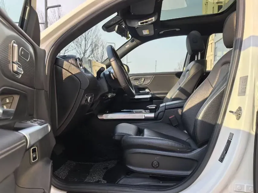 2023 Mercedes-Benz EQB Class BEV 73.5KWH,autocango,china used car exporter,china ev exporter,chinese used car exporter,chinese used ev exporter