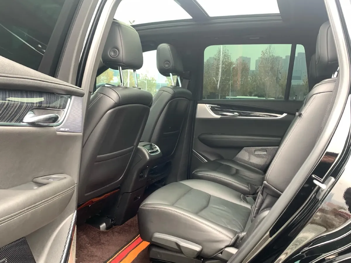 2020 Cadillac XT6 2.0T 237HP L4 9AT,autocango,china used car exporter,china ev exporter,chinese used car exporter,chinese used ev exporter