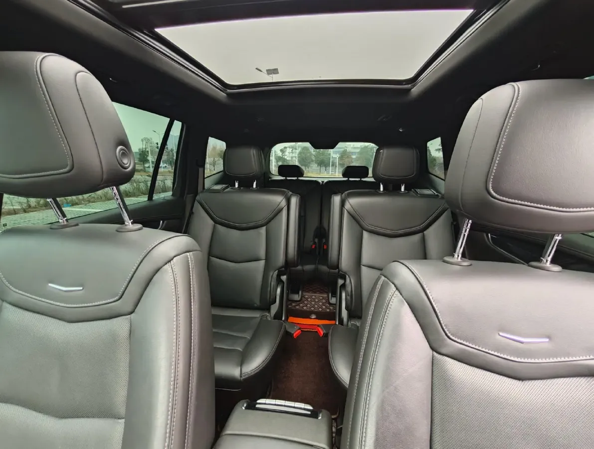 2020 Cadillac XT6 2.0T 237HP L4 9AT,autocango,china used car exporter,china ev exporter,chinese used car exporter,chinese used ev exporter