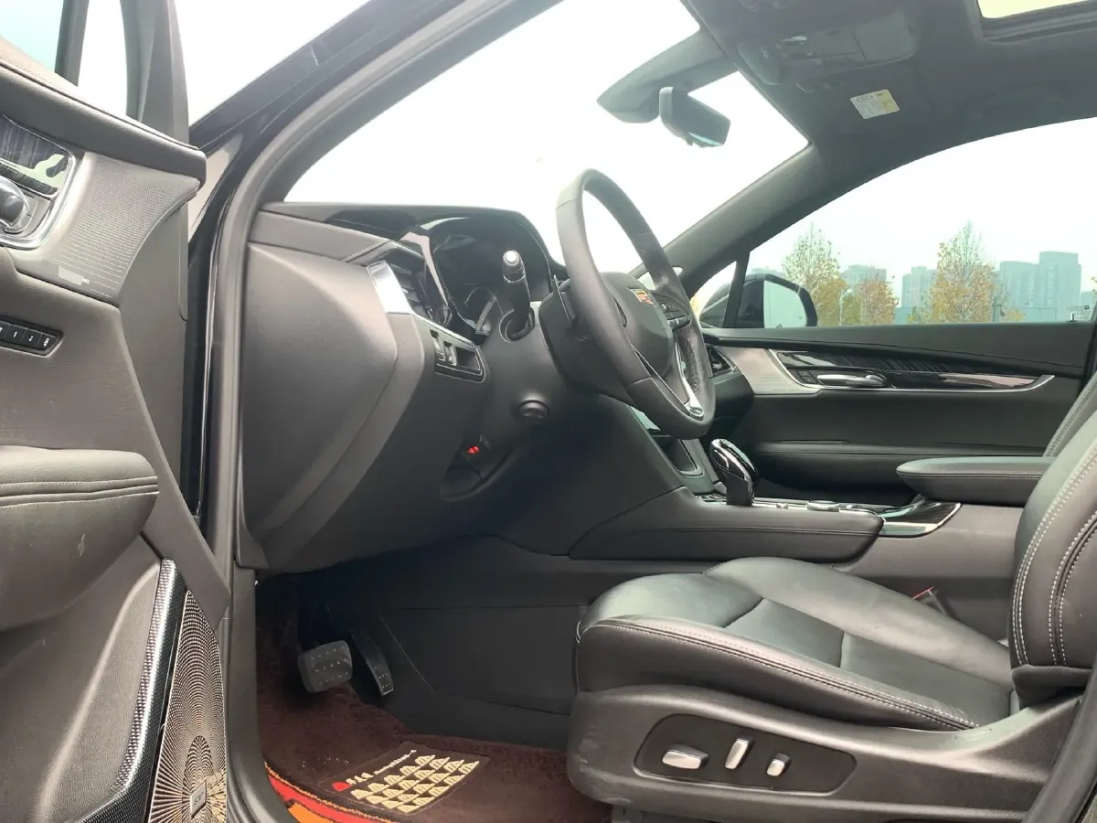 2020 Cadillac XT6 2.0T 237HP L4 9AT,autocango,china used car exporter,china ev exporter,chinese used car exporter,chinese used ev exporter