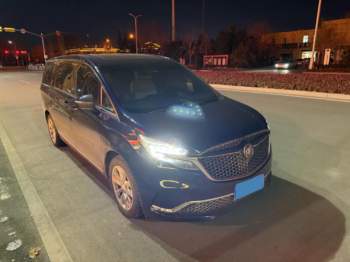 2020 Buick GL8 2.0T 237HP L4 9AT,autocango,china used car exporter,china ev exporter,chinese used car exporter,chinese used ev exporter