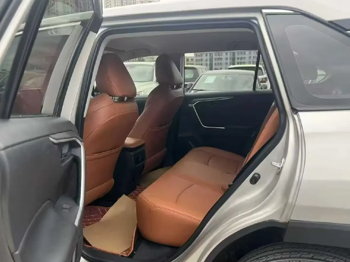 2022 Toyota Wildlander 2.0L 171HP L4 CVT,autocango,china used car exporter,china ev exporter,chinese used car exporter,chinese used ev exporter