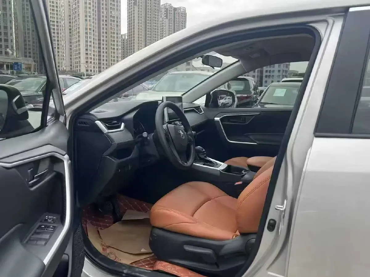 2022 Toyota Wildlander 2.0L 171HP L4 CVT,autocango,china used car exporter,china ev exporter,chinese used car exporter,chinese used ev exporter