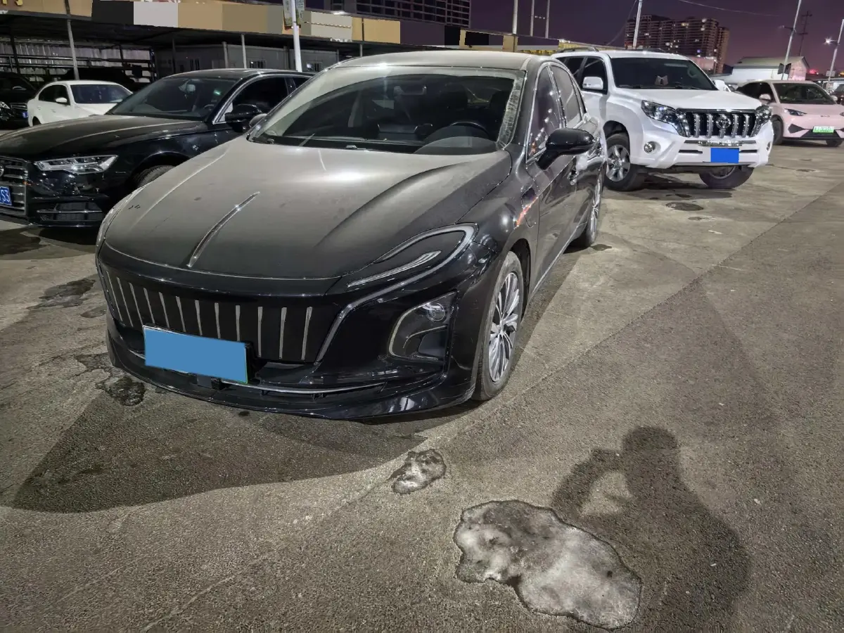 2023 HongQi E-QM5 BEV 82KWH