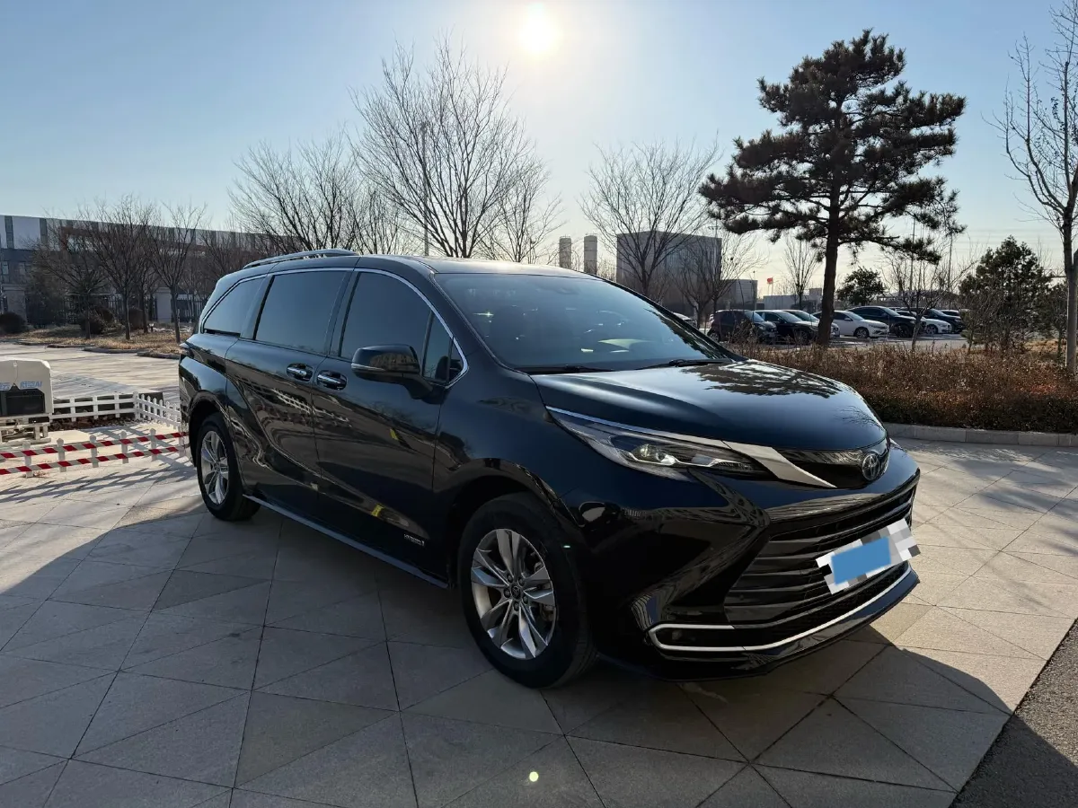 2021 Toyota Sienna 2.5L 192HP L4 E-CVT Hybrid,autocango,china used car exporter,china ev exporter,chinese used car exporter,chinese used ev exporter